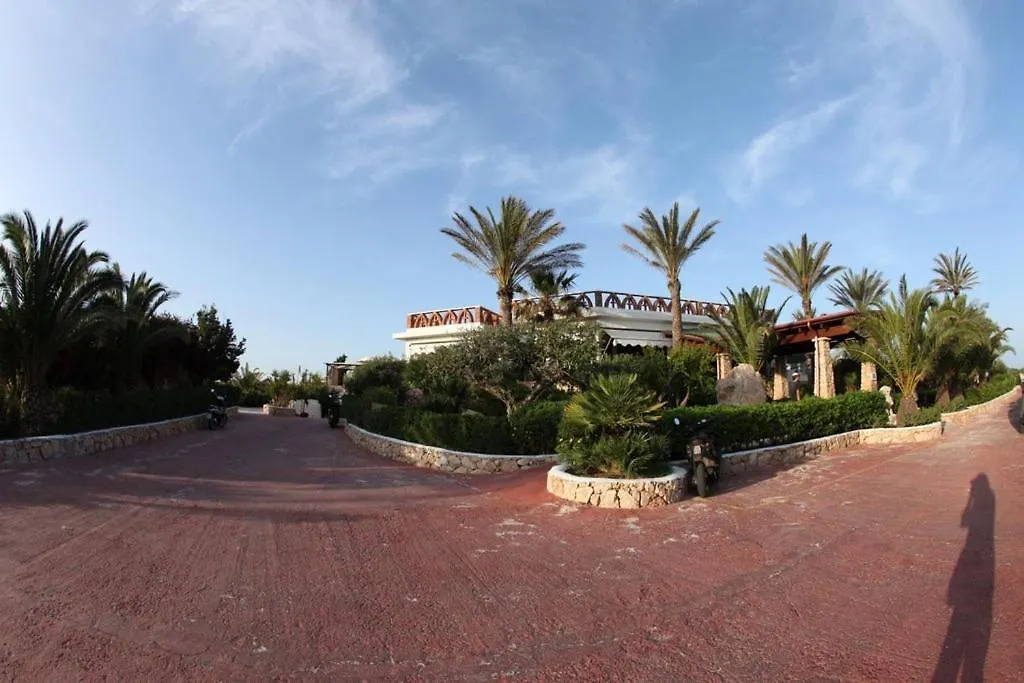 Cupola Bianca Resort LMP 0*, Lampedusa