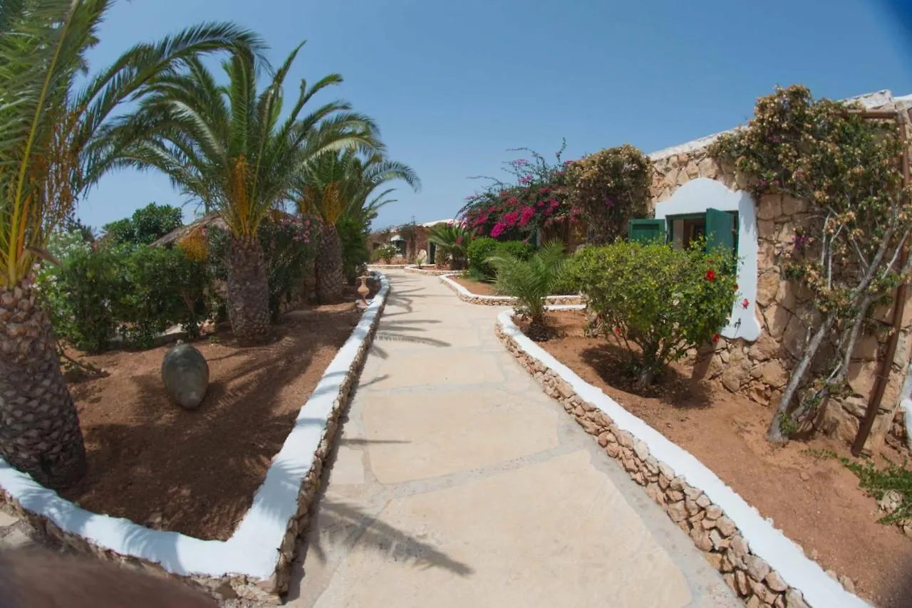 Cupola Bianca Resort Lampedusa 0*,